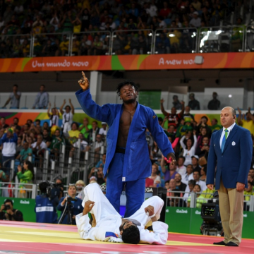 لاعب جودو یدخل التاریخ فی ریو کأول لاجئ یفوز بمنافسة أولمبیة