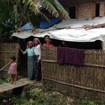 خبراء حقوق الإنسان یحثون حکومة میانمار على التصدی لانتهاکات حقوق الإنسان فی شمال ولایة راخین