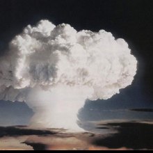رئیس الجمعیة العامة: الأسلحة النوویة تشکل خطرا غیر مقبول على البشریة - 09-04-2013nuclearcloud