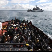 تقریر مفوضیة شؤون اللاجئین یؤکد أن عوامل الحروب والعنف والاضطهاد تفرز أعدادا غیر مسبوقة من اللاجئین - UNHCR_Mediterranean_2015RF2