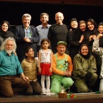 حمایت سازمان دفاع از قربانیان خشونت از تئاتر بین المللی آخرین برگ
