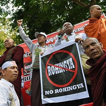 سازمان بین المللی مهاجرت: ۲۱ هزار مسلمان روهینگیا به بنگلادش گریختند