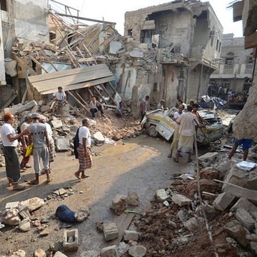 تعداد تلفات بمباران ائتلاف عربی در الحدیده یمن به ۲۲ تن افزایش یافت