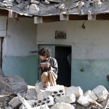 عربستان، باید تمام هزینه‌های بحران انسانی یمن را تأمین کند