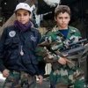  افغانستان-به-دلیل-استفاده-از-کودک-سرباز-باید-تحریم-نظامی-شود - گزارش کمیسیون حقوق بشر افغانستان از فرستادن کودکان به میدان‌های جنگ
