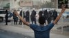  دیکتاتوری-بحرین-و-تابعیت-شیخ-عیسی-قاسم - سلب تابعیت خودسرانه شهروندان بحرینی و نقض حقوق اساسی آنان