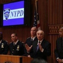  قتل - پلیس نیویورک یک شهروند بیگناه آمریکایی را به ضرب گلوله به قتل رساند