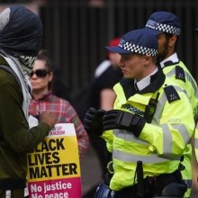  پلیس - تبعیض نژادی نظام‌مند در ساختار جامعه انگلیس