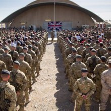 شکنجه مردم عراق - سربازان انگلیسی