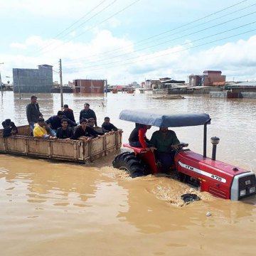Volunteer Counseling Services in flood Stricken Iran