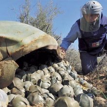  Saudi-Arabia - Saudi Arabia: Immediately abandon all use of cluster munitions